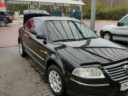 Фольксваген Пассат 2003 в Ровно на Automoto.ua Черный Фольксваген Пассат, объемом двигателя 1.8 л и пробегом 290 тыс. км за 5300 $, фото 1 на Automoto.ua