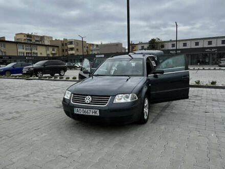 Фольксваген Пассат 2003 в Ужгороде на Automoto.ua Черный Фольксваген Пассат, объемом двигателя 1.9 л и пробегом 353 тыс. км за 4400 $, фото 1 на Automoto.ua