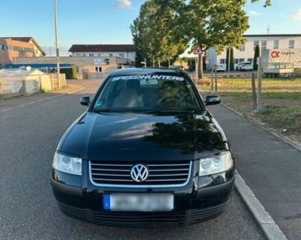 Черный Фольксваген Пассат, объемом двигателя 1.6 л и пробегом 218 тыс. км за 4600 $, фото 1 на Automoto.ua