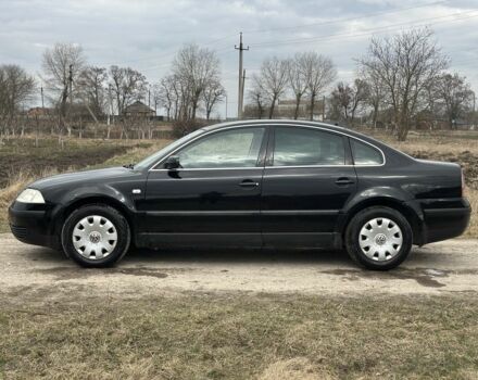 Черный Фольксваген Пассат, объемом двигателя 1.6 л и пробегом 218 тыс. км за 4600 $, фото 1 на Automoto.ua