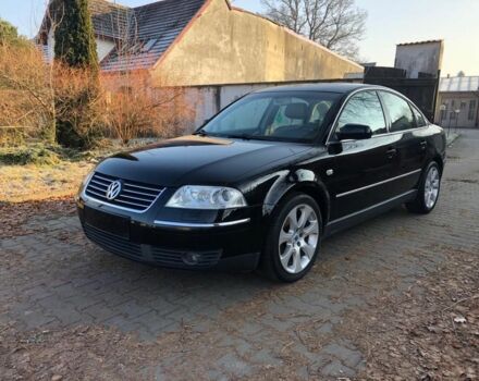 Черный Фольксваген Пассат, объемом двигателя 1.9 л и пробегом 276 тыс. км за 1800 $, фото 1 на Automoto.ua