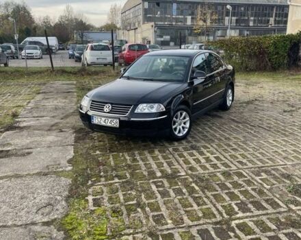 Черный Фольксваген Пассат, объемом двигателя 1.9 л и пробегом 220 тыс. км за 1650 $, фото 1 на Automoto.ua