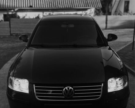 Черный Фольксваген Пассат, объемом двигателя 1.8 л и пробегом 265 тыс. км за 4600 $, фото 1 на Automoto.ua