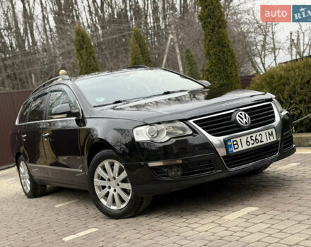 Черный Фольксваген Пассат, объемом двигателя 2 л и пробегом 350 тыс. км за 5750 $, фото 1 на Automoto.ua