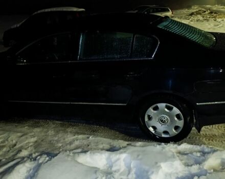 Черный Фольксваген Пассат, объемом двигателя 0 л и пробегом 265 тыс. км за 7000 $, фото 1 на Automoto.ua