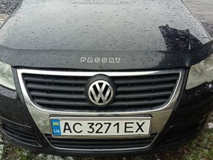 Черный Фольксваген Пассат, объемом двигателя 2 л и пробегом 298 тыс. км за 6500 $, фото 1 на Automoto.ua
