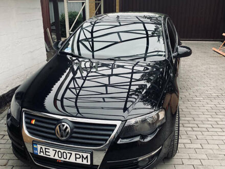 Черный Фольксваген Пассат, объемом двигателя 1.6 л и пробегом 340 тыс. км за 6500 $, фото 1 на Automoto.ua