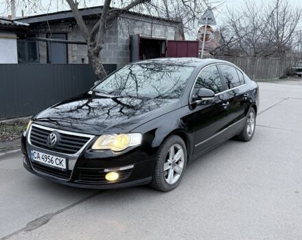 Чорний Фольксваген Пассат, об'ємом двигуна 2 л та пробігом 319 тис. км за 5500 $, фото 1 на Automoto.ua