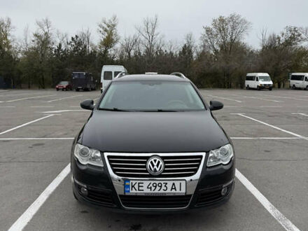 Черный Фольксваген Пассат, объемом двигателя 1.97 л и пробегом 342 тыс. км за 6900 $, фото 1 на Automoto.ua