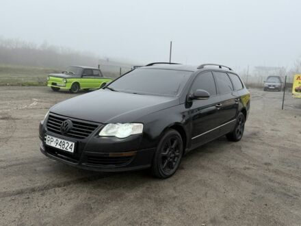 Черный Фольксваген Пассат, объемом двигателя 2 л и пробегом 400 тыс. км за 3350 $, фото 1 на Automoto.ua