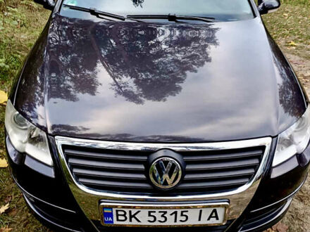 Черный Фольксваген Пассат, объемом двигателя 1.97 л и пробегом 255 тыс. км за 6400 $, фото 1 на Automoto.ua