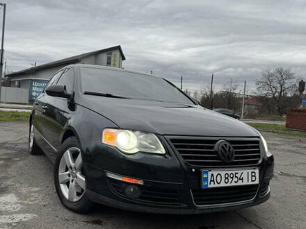 Черный Фольксваген Пассат, объемом двигателя 2 л и пробегом 370 тыс. км за 7000 $, фото 1 на Automoto.ua