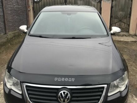 Черный Фольксваген Пассат, объемом двигателя 2 л и пробегом 330 тыс. км за 5200 $, фото 1 на Automoto.ua