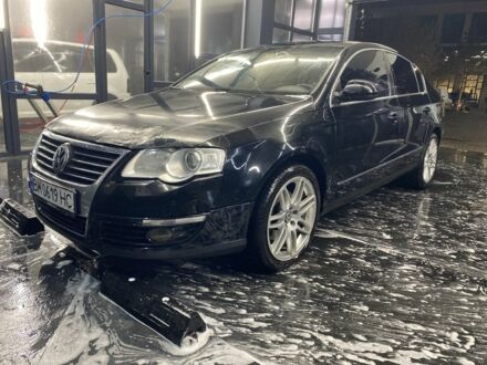 Черный Фольксваген Пассат, объемом двигателя 2 л и пробегом 215 тыс. км за 4550 $, фото 1 на Automoto.ua