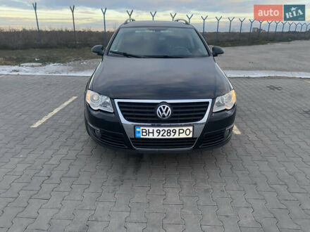 Чорний Фольксваген Пассат, об'ємом двигуна 2 л та пробігом 275 тис. км за 6300 $, фото 1 на Automoto.ua