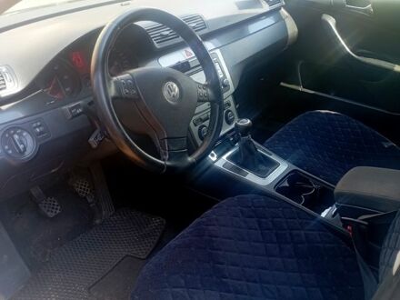 Фольксваген Пассат 2006 в Славянске на Automoto.ua Черный Фольксваген Пассат, объемом двигателя 2 л и пробегом 308 тыс. км за 5200 $, фото 1 на Automoto.ua