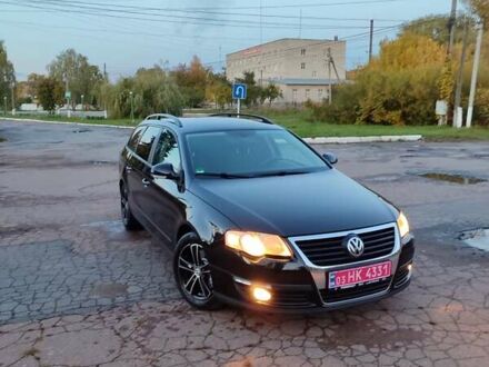 Черный Фольксваген Пассат, объемом двигателя 1.6 л и пробегом 243 тыс. км за 6699 $, фото 1 на Automoto.ua