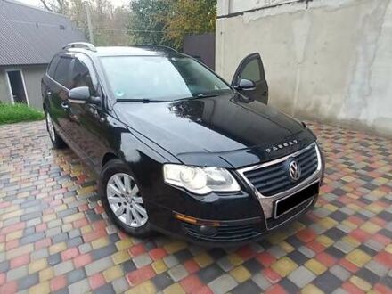 Черный Фольксваген Пассат, объемом двигателя 1.9 л и пробегом 330 тыс. км за 5800 $, фото 1 на Automoto.ua