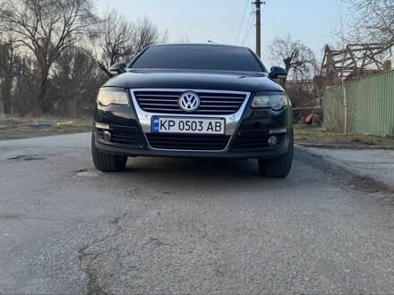 Чорний Фольксваген Пассат, об'ємом двигуна 2 л та пробігом 260 тис. км за 6200 $, фото 1 на Automoto.ua