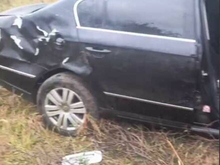 Чорний Фольксваген Пассат, об'ємом двигуна 1.9 л та пробігом 330 тис. км за 1500 $, фото 1 на Automoto.ua