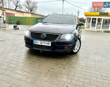 Чорний Фольксваген Пассат, об'ємом двигуна 2 л та пробігом 300 тис. км за 4500 $, фото 1 на Automoto.ua