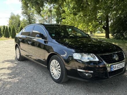 Фольксваген Пассат 2006 в Новоукраинке на Automoto.ua Черный Фольксваген Пассат, объемом двигателя 1.6 л и пробегом 215 тыс. км за 6800 $, фото 1 на Automoto.ua
