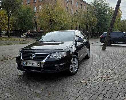 Фольксваген Пассат 2006 в Кривом Роге на Automoto.ua Черный Фольксваген Пассат, объемом двигателя 2 л и пробегом 300 тыс. км за 5999 $, фото 1 на Automoto.ua