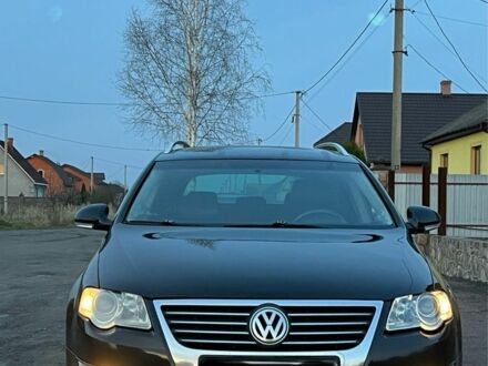 Черный Фольксваген Пассат, объемом двигателя 2 л и пробегом 340 тыс. км за 2500 $, фото 1 на Automoto.ua