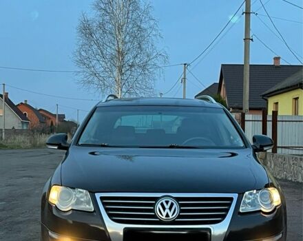 Черный Фольксваген Пассат, объемом двигателя 2 л и пробегом 340 тыс. км за 2500 $, фото 1 на Automoto.ua