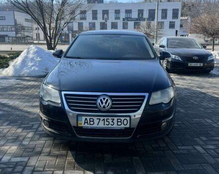 Черный Фольксваген Пассат, объемом двигателя 2 л и пробегом 443 тыс. км за 5500 $, фото 1 на Automoto.ua