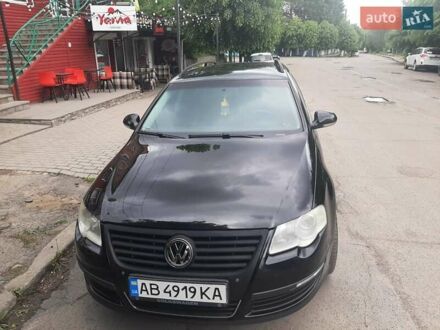 Фольксваген Пассат 2007 в Тульчине на Automoto.ua Черный Фольксваген Пассат, объемом двигателя 2 л и пробегом 280 тыс. км за 6200 $, фото 1 на Automoto.ua