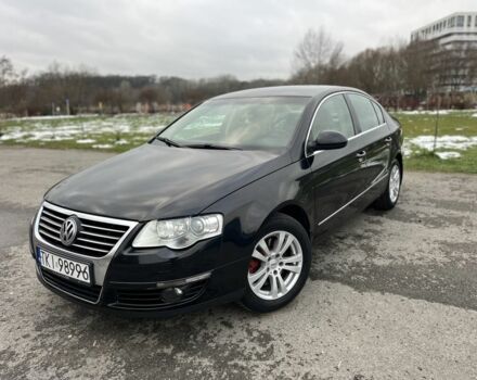 Черный Фольксваген Пассат, объемом двигателя 2 л и пробегом 281 тыс. км за 3367 $, фото 1 на Automoto.ua