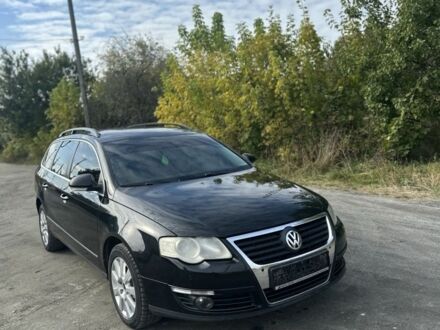 Черный Фольксваген Пассат, объемом двигателя 2 л и пробегом 300 тыс. км за 3300 $, фото 1 на Automoto.ua