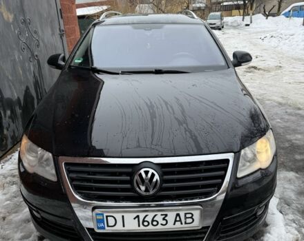 Черный Фольксваген Пассат, объемом двигателя 2 л и пробегом 300 тыс. км за 6000 $, фото 1 на Automoto.ua