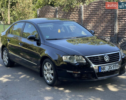 Чорний Фольксваген Пассат, об'ємом двигуна 1.6 л та пробігом 180 тис. км за 7500 $, фото 1 на Automoto.ua