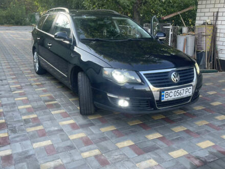 Черный Фольксваген Пассат, объемом двигателя 1.97 л и пробегом 330 тыс. км за 6500 $, фото 1 на Automoto.ua
