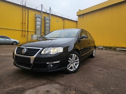 Черный Фольксваген Пассат, объемом двигателя 2 л и пробегом 340 тыс. км за 2857 $, фото 1 на Automoto.ua