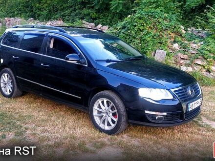 Черный Фольксваген Пассат, объемом двигателя 2 л и пробегом 250 тыс. км за 5000 $, фото 1 на Automoto.ua