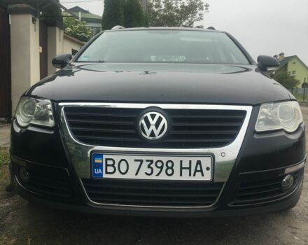 Черный Фольксваген Пассат, объемом двигателя 2 л и пробегом 310 тыс. км за 6199 $, фото 1 на Automoto.ua
