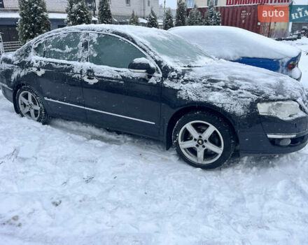 Черный Фольксваген Пассат, объемом двигателя 1.97 л и пробегом 334 тыс. км за 5200 $, фото 1 на Automoto.ua