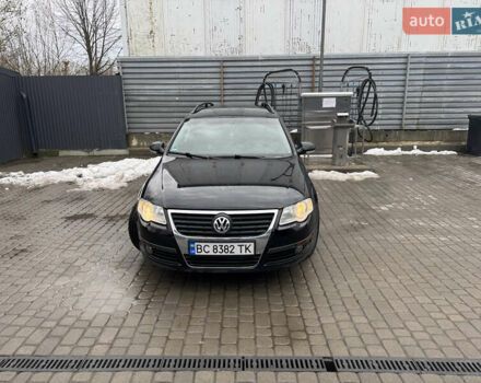Черный Фольксваген Пассат, объемом двигателя 1.97 л и пробегом 245 тыс. км за 6200 $, фото 1 на Automoto.ua