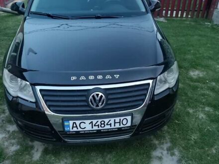 Черный Фольксваген Пассат, объемом двигателя 2 л и пробегом 340 тыс. км за 6500 $, фото 1 на Automoto.ua