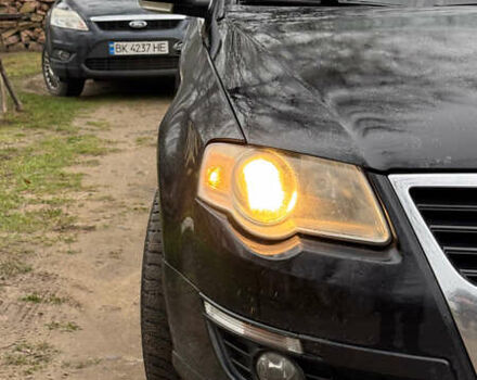 Черный Фольксваген Пассат, объемом двигателя 1.97 л и пробегом 250 тыс. км за 6700 $, фото 1 на Automoto.ua