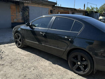 Фольксваген Пассат 2008 у Дніпро (Дніпропетровську) на Automoto.ua Чорний Фольксваген Пассат, об'ємом двигуна 1.8 л та пробігом 260 тис. км за 6400 $, фото 1 на Automoto.ua