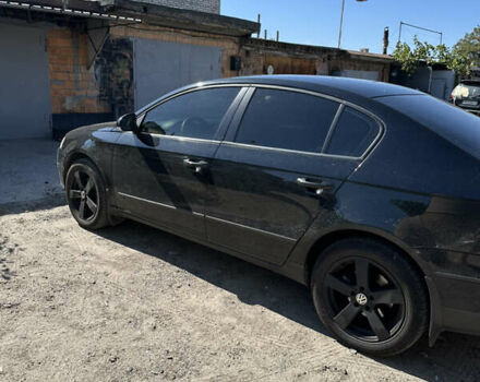 Чорний Фольксваген Пассат, об'ємом двигуна 1.8 л та пробігом 260 тис. км за 6400 $, фото 1 на Automoto.ua