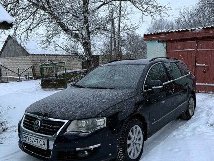 Черный Фольксваген Пассат, объемом двигателя 2 л и пробегом 290 тыс. км за 4200 $, фото 1 на Automoto.ua