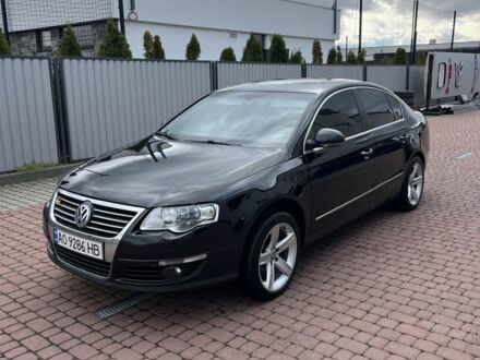 Черный Фольксваген Пассат, объемом двигателя 3.2 л и пробегом 287 тыс. км за 7200 $, фото 1 на Automoto.ua