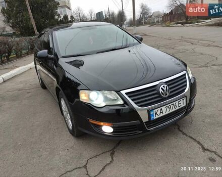 Черный Фольксваген Пассат, объемом двигателя 1.78 л и пробегом 250 тыс. км за 5850 $, фото 1 на Automoto.ua