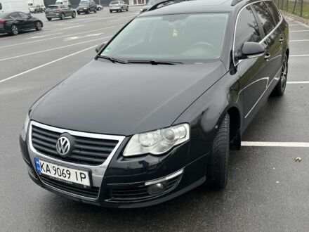 Черный Фольксваген Пассат, объемом двигателя 2 л и пробегом 255 тыс. км за 7100 $, фото 1 на Automoto.ua