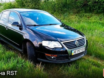 Фольксваген Пассат 2008 в Новомосковске на Automoto.ua Черный Фольксваген Пассат, объемом двигателя 1.8 л и пробегом 400 тыс. км за 5700 $, фото 1 на Automoto.ua